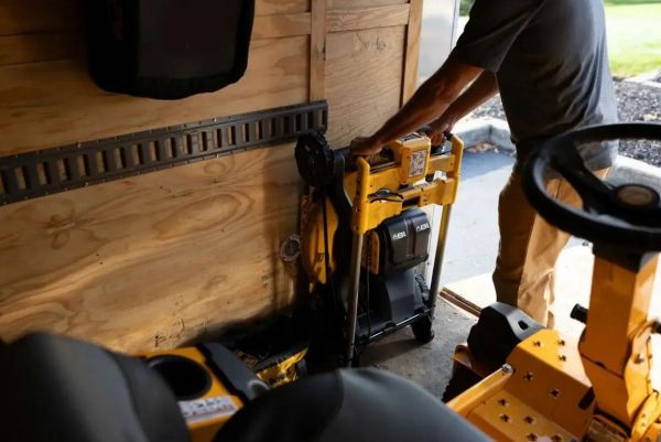 Газонокосарка акумуляторна DeWalt 2х18В 53см 67л 25-102мм 30кг без АКБ та ЗП